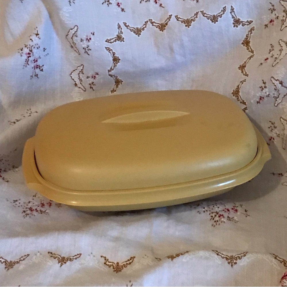 VINTAGE Tupperware Steamer in Harvest Gold 1970